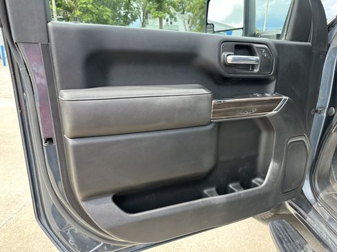 Certified 2020 Chevrolet Silverado 2500 LT w/ Convenience Package AWD/4WD image 10