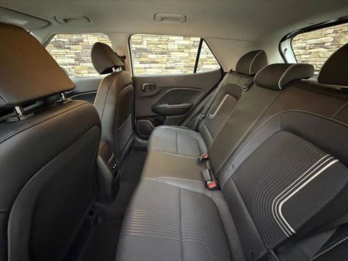 New 2026 Hyundai Venue SEL FWD image 16