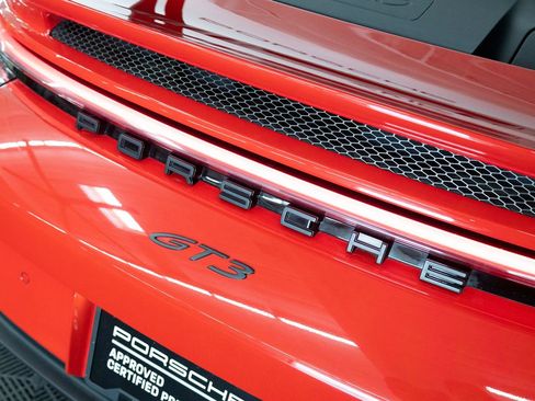 Certified 2024 Porsche 911 GT3 RWD image 12