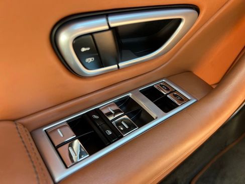 Used 2014 Bentley Continental GT image 45