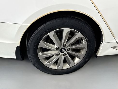 Used 2017 Hyundai Sonata Sport w/ Value Edition Package 02 image 33