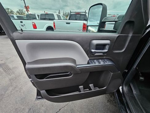 Used 2017 Chevrolet Silverado 3500 W/T image 21