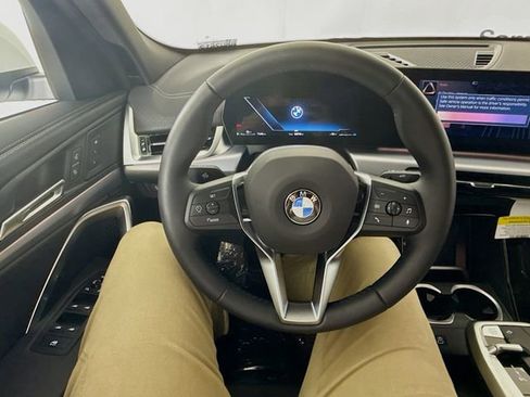 New 2025 BMW X2 xDrive28i w/ Convenience Package image 11