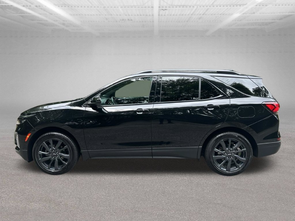 Used 2024 Chevrolet Equinox RS FWD image 2