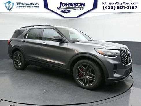 New 2026 Ford Explorer ST image 3