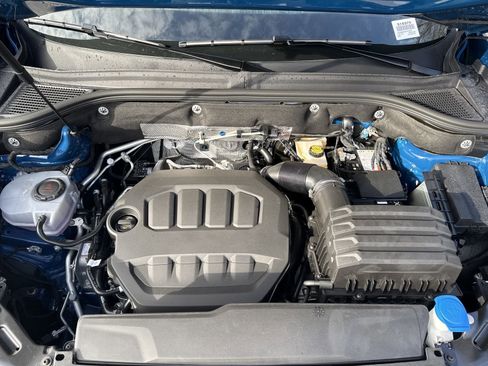 Used 2025 Volkswagen Atlas SE image 19