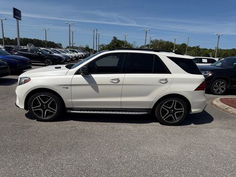 Used 2017 Mercedes-Benz GLE 43 AMG 4MATIC image 10