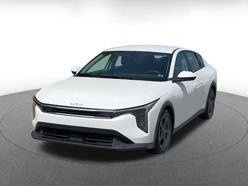 Used 2025 Kia K4 FWD image 5