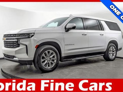 Used 2023 Chevrolet Suburban Premier image 1