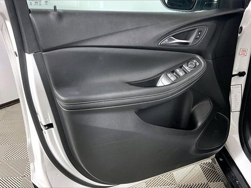 Used 2024 Buick Encore GX Sport Touring w/ Comfort Package image 18