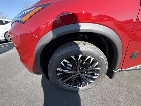 New 2026 Nissan Rogue SV image 10