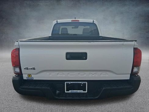 Used 2021 Toyota Tacoma SR AWD/4WD image 5
