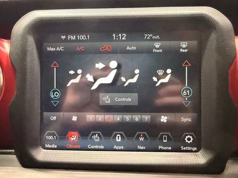 Used 2023 Jeep Wrangler Unlimited Rubicon w/ Cold Weather Group AWD/4WD image 41