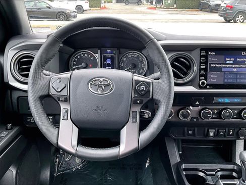 Used 2023 Toyota Tacoma TRD Off-Road image 5