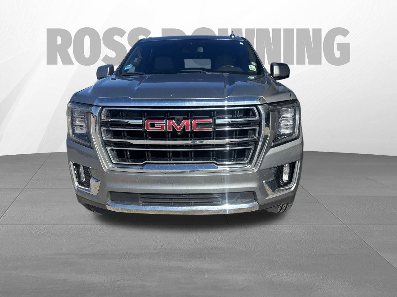 Used 2023 GMC Yukon SLT w/ SLT Luxury Package RWD image 2