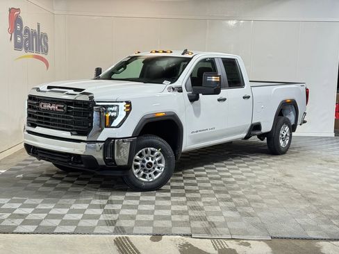 New 2026 GMC Sierra 2500 Pro w/ Convenience Package AWD/4WD image 2