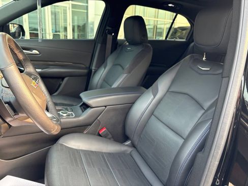 Used 2025 Cadillac XT4 Sport AWD/4WD image 16