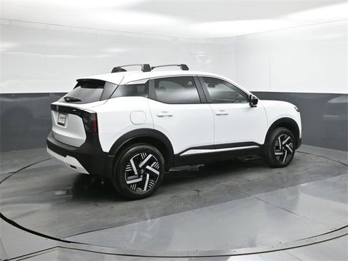 New 2026 Nissan Kicks SV w/ SV Premium Package image 11