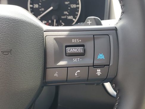 Certified 2025 Nissan Rogue SV w/ SV Premium Package FWD image 11