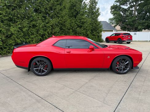 Used 2019 Dodge Challenger R/T Scat Pack w/ Driver Convenience Group RWD image 30