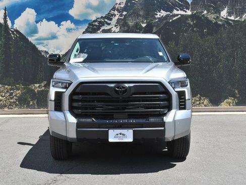 Used 2024 Toyota Tundra Limited AWD/4WD image 5