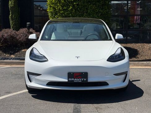Used 2022 Tesla Model 3 Long Range AWD/4WD image 3