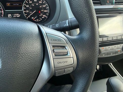 Used 2015 Nissan Altima 2.5 S w/ Power Driver Seat Package FWD image 14