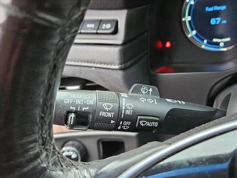 Used 2018 Cadillac Escalade Luxury image 14