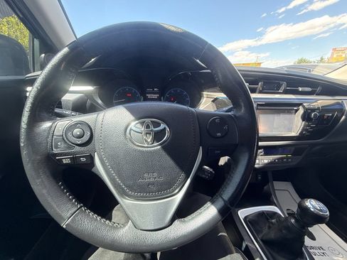 Used 2016 Toyota Corolla S FWD image 23