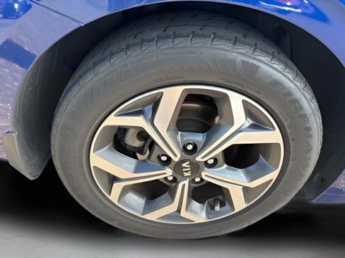 Used 2019 Kia Forte LXS image 33