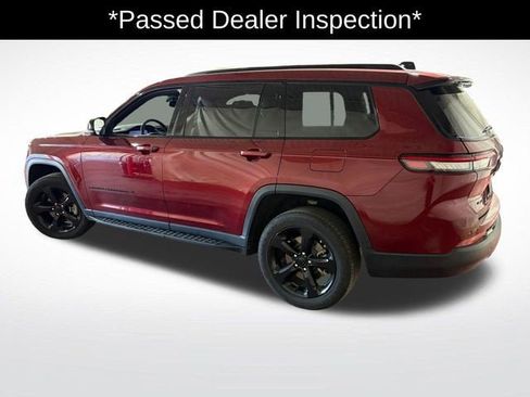 Used 2023 Jeep Grand Cherokee L Laredo AWD/4WD image 2