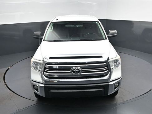 Used 2017 Toyota Tundra SR5 RWD image 38
