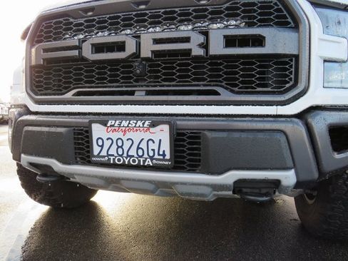 Used 2017 Ford F150 Raptor w/ Equipment Group 802A Luxury image 6