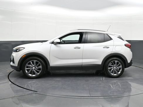 Certified 2023 Buick Encore GX Essence w/ Experience Buick Package FWD image 2