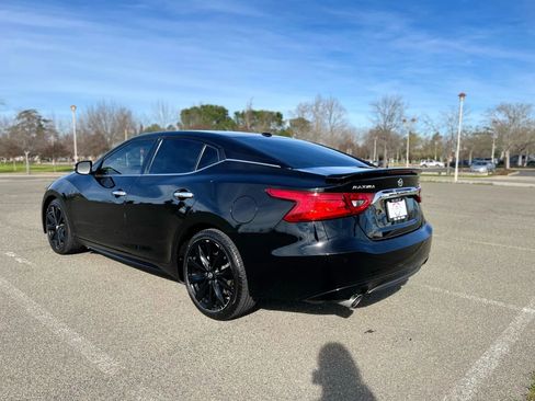 Used 2017 Nissan Maxima SR w/ Midnight Edition FWD image 7