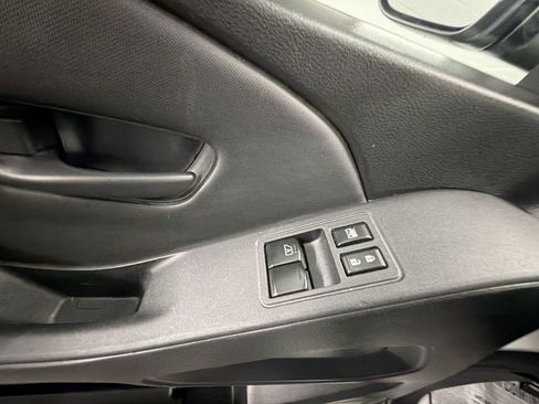 Used 2022 Nissan Frontier S RWD image 21