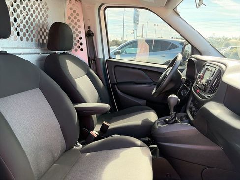 Used 2022 RAM ProMaster City Wagon image 9