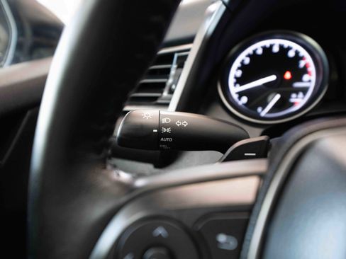 Used 2024 Toyota Camry SE w/ Cold Weather Package image 13