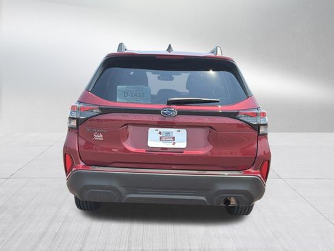 Certified 2025 Subaru Forester Premium w/ Convenience Package #1 AWD/4WD image 6