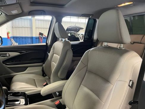 Used 2018 Honda Ridgeline RTL-E image 24