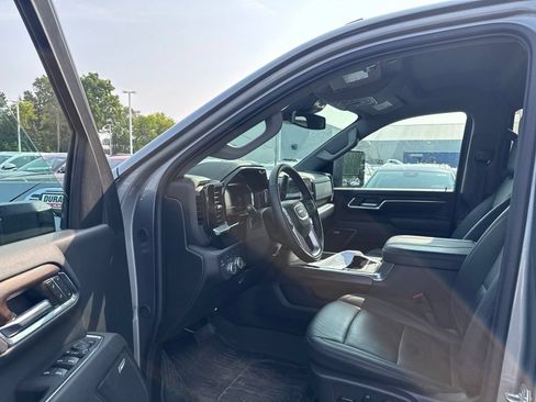 Used 2025 GMC Sierra 2500 SLT w/ SLT Premium Package AWD/4WD image 2