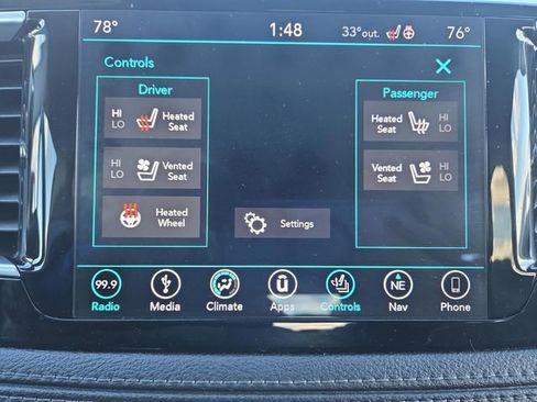 Used 2018 Chrysler Pacifica Limited image 7
