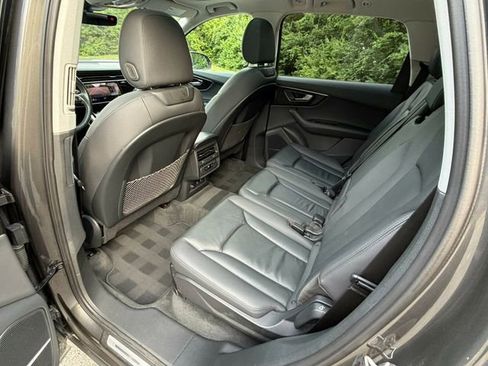 Used 2022 Audi Q7 3.0T Premium Plus AWD/4WD image 21