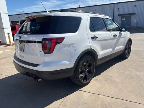 Used 2019 Ford Explorer Sport w/ Equipment Group 401A image 5
