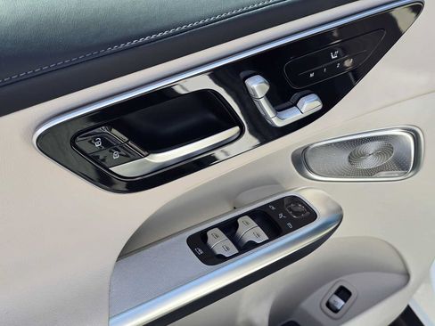 Used 2023 Mercedes-Benz GLC 300 4MATIC image 21