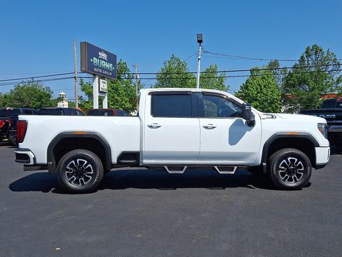 Used 2020 GMC Sierra 2500 AT4 w/ AT4 Preferred Package image 12