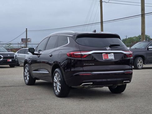 Used 2021 Buick Enclave Avenir w/ Avenir Technology Package image 4
