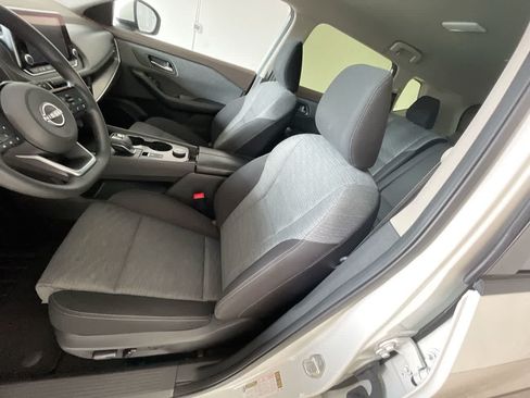Used 2023 Nissan Rogue SV AWD/4WD image 11