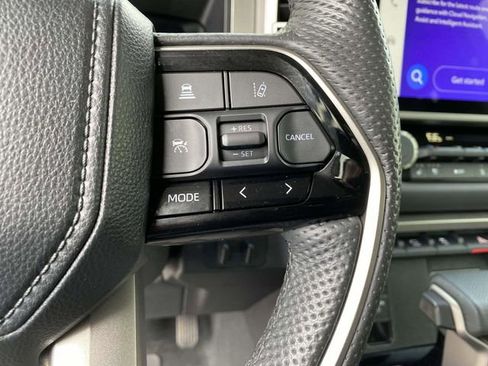 Used 2024 Toyota Tundra Limited image 23