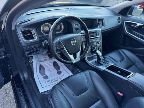 Used 2013 Volvo S60 T5 image 12